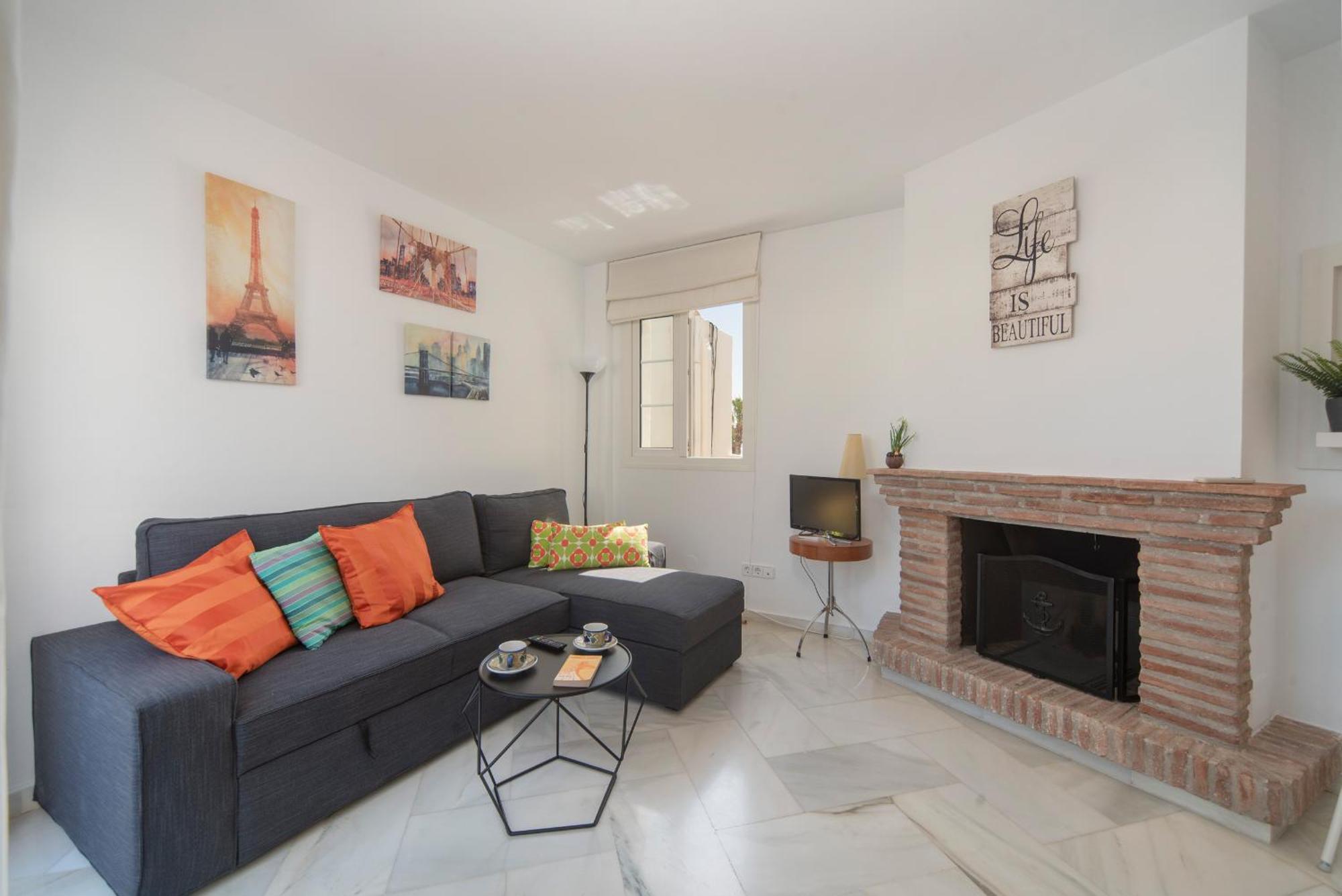 Happy Puerto Marina Apartment Benalmadena Exterior photo