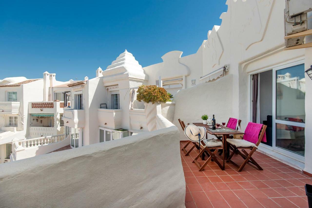 Happy Puerto Marina Apartment Benalmadena Exterior photo